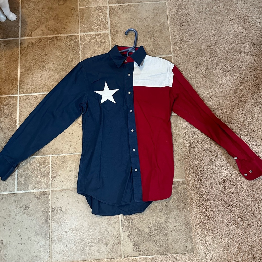 Men’s long sleeve